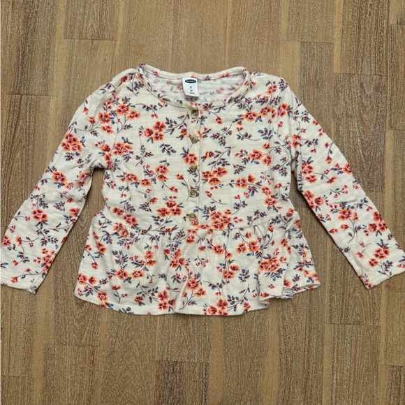 COPY - Old Navy Girls Flowered Knit Top 3T - Picture 1 of 2